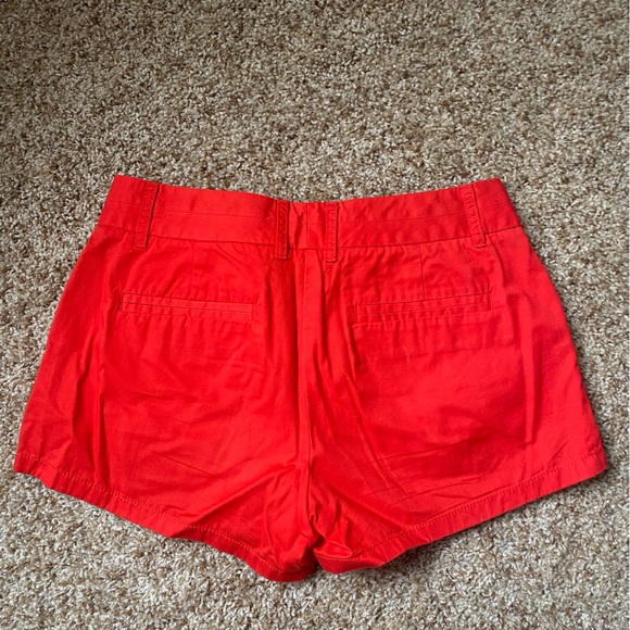 Women’s red J Crew chino shorts - Picture 3 of 3